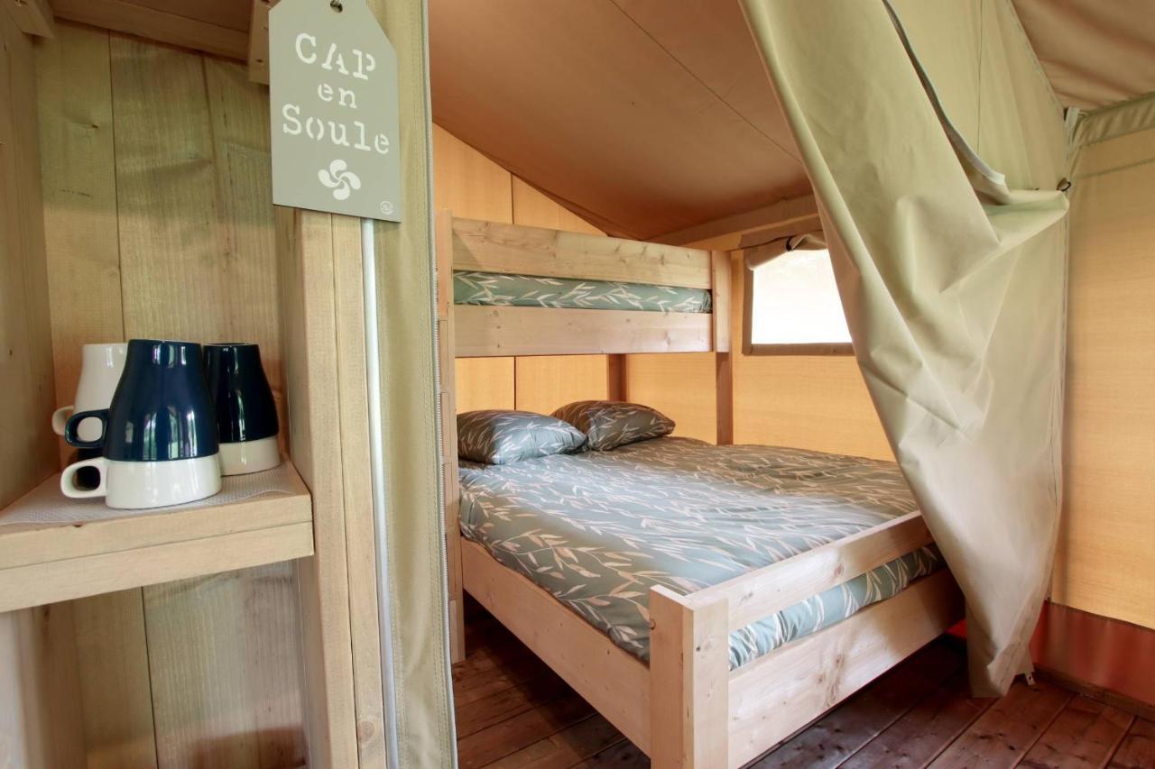 Tente Safari Lodge Ferme Carrique Tardets-Sorholus Exterior foto
